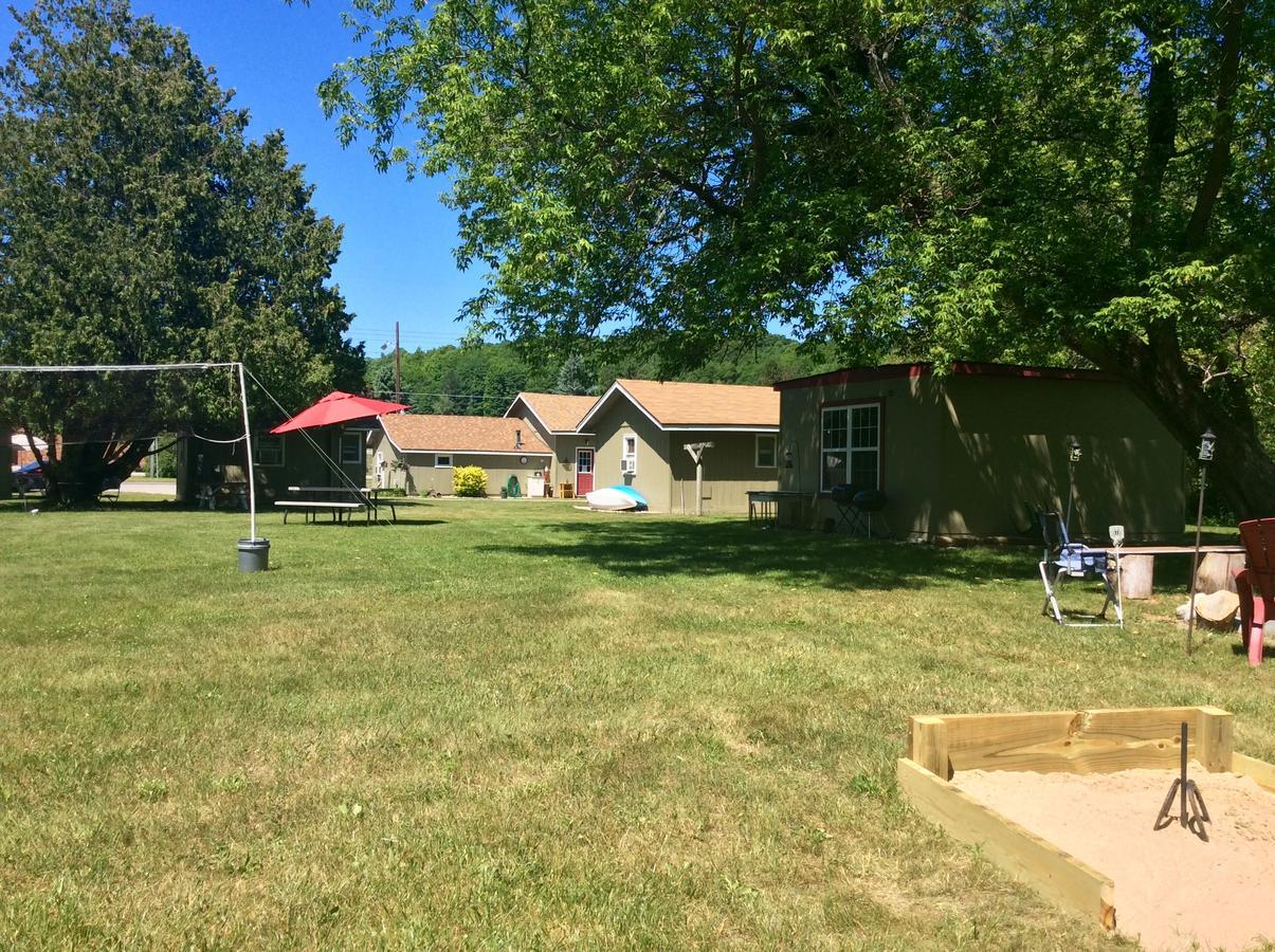 Cedar Ridge Cabins Honor エクステリア 写真