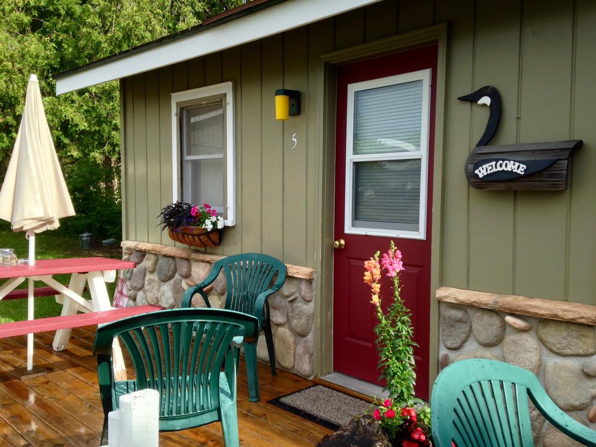 Cedar Ridge Cabins Honor エクステリア 写真