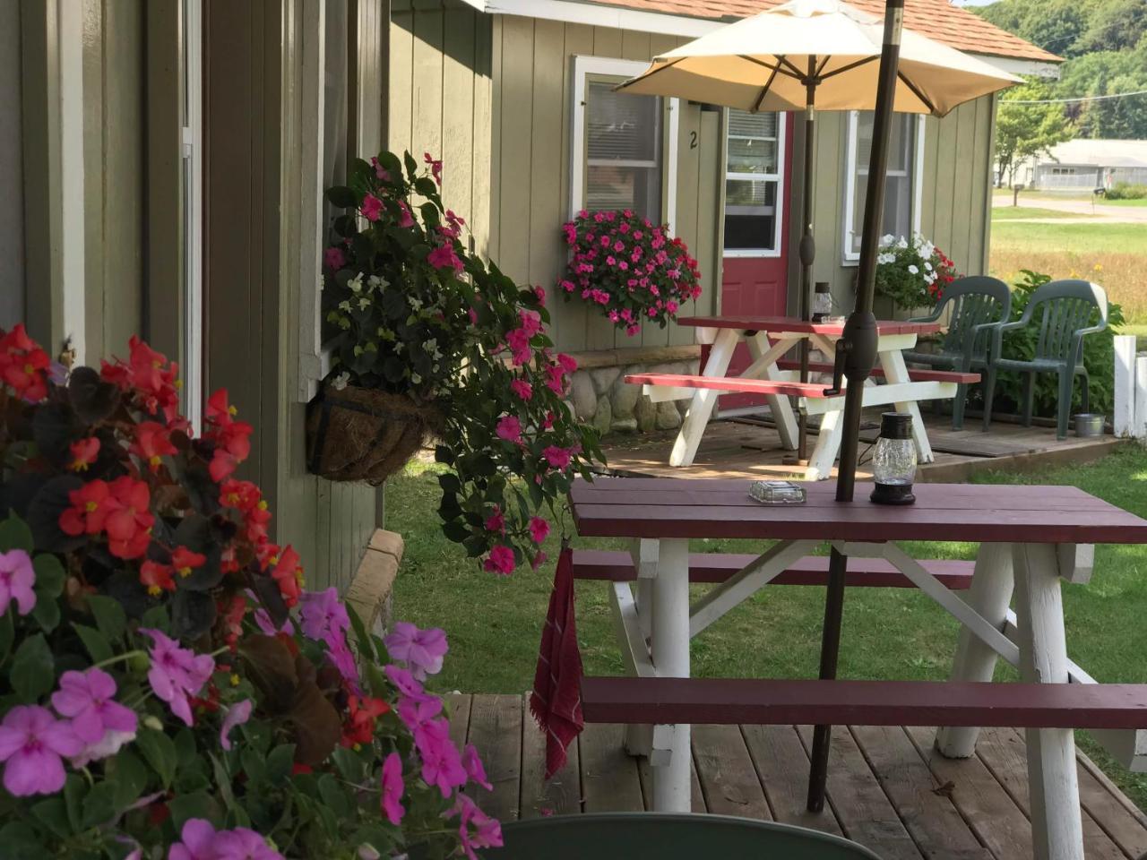 Cedar Ridge Cabins Honor エクステリア 写真