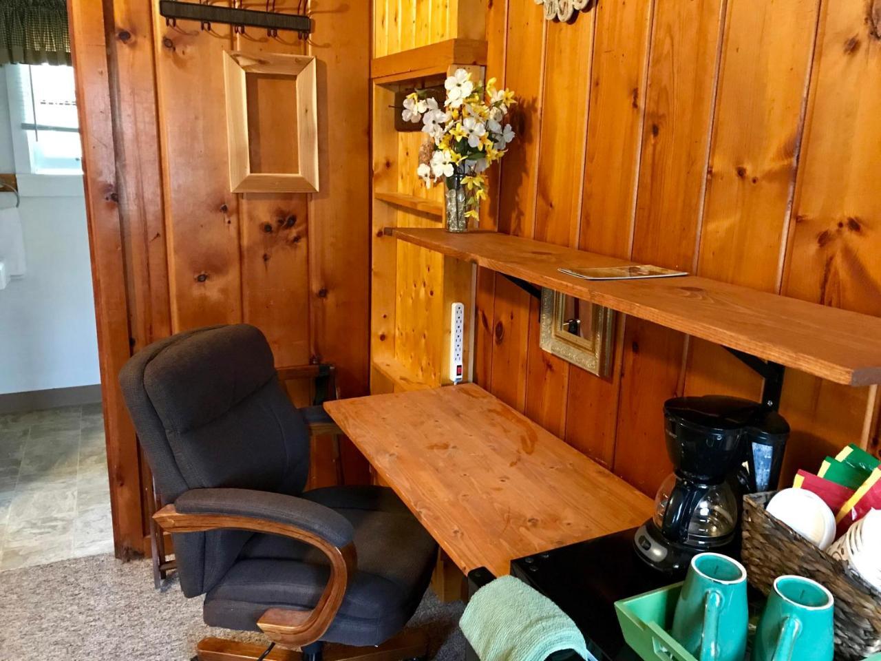 Cedar Ridge Cabins Honor エクステリア 写真
